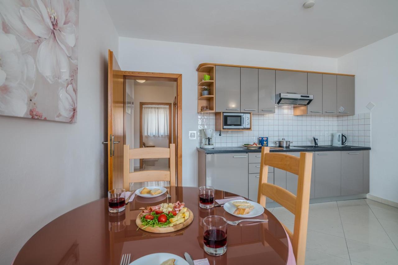 Apartments Kvarner Malinska Εξωτερικό φωτογραφία