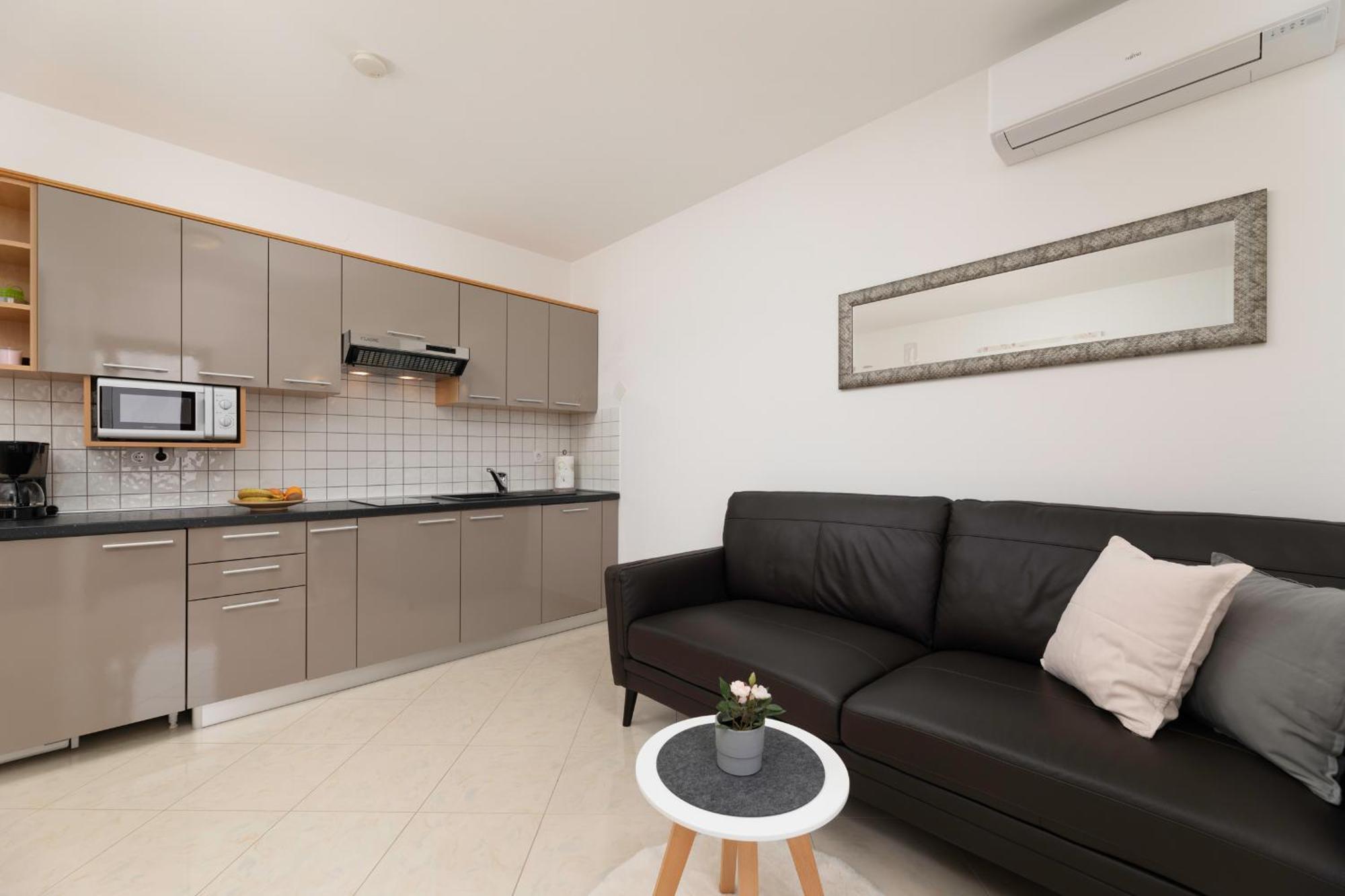 Apartments Kvarner Malinska Εξωτερικό φωτογραφία