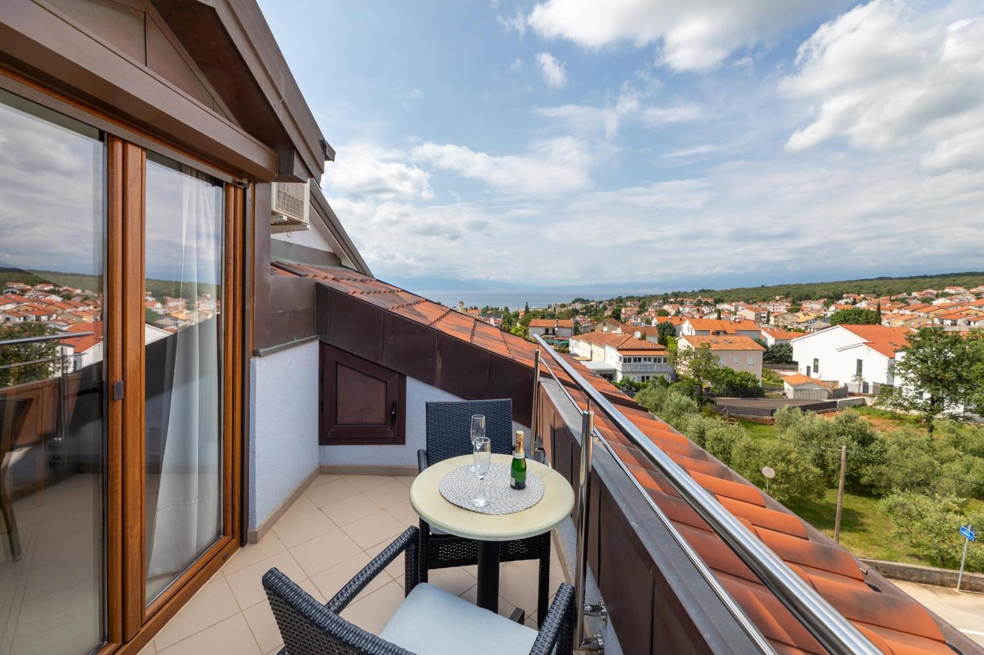 Apartments Kvarner Malinska Εξωτερικό φωτογραφία